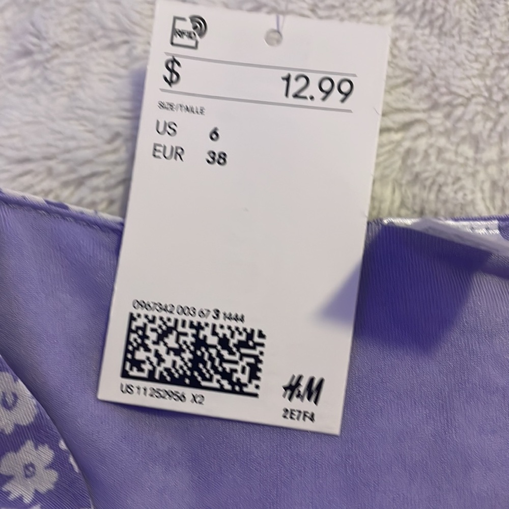 Size- 6 Color- light, purple and white flowers - Picture 2 of 2